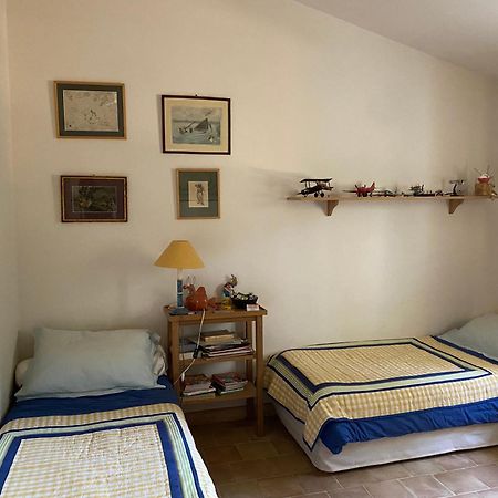 Bed and Breakfast Domaine De Fondouce Villeveyrac Экстерьер фото